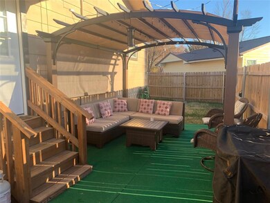 221 Spring Valley Cir, Azle, TX 76020 - photo 4