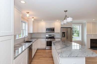 31 Johnson St unit B, Newburyport, MA 01950 - photo 4