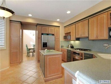 Another view of this gorgeous kitchen.
