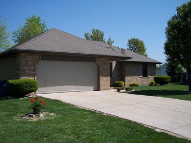 519 E Ozark Jubilee, Nixa, MO 65714 - photo 2