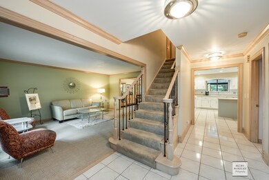 3507 Othello Dr, Naperville, IL 60564 - photo 2