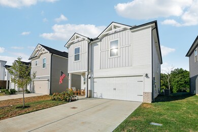 Located in the community-oriented Skyridge neighborhood, enjoy walkable sidewalks and low HOA of $42/mo!