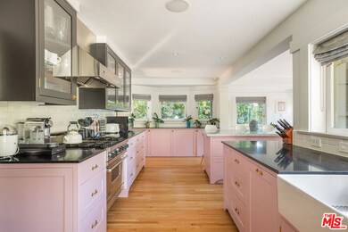 221 S St Andrews Place, Los Angeles, CA 90004 - photo 6