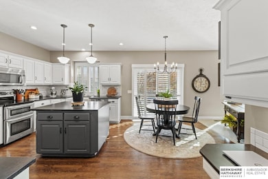 15719 Sahler St, Omaha, NE 68116 - photo 6