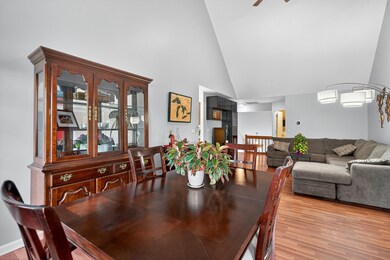 364 Wexford Ct unit 21, Carol Stream, IL 60188 - photo 6