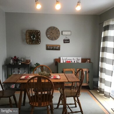 446 Grove Ave, Mohnton, PA 19540 - photo 4