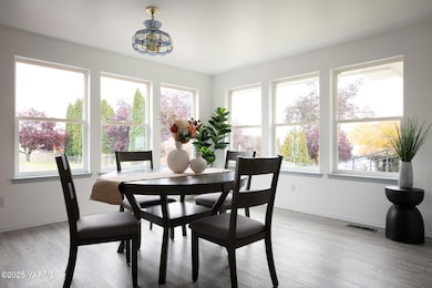 Hyde_251103_GoreRd_Selah_19