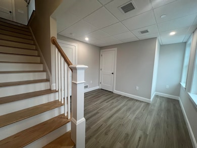 19 Juniper Ln, Portsmouth, NH 03801 - photo 3