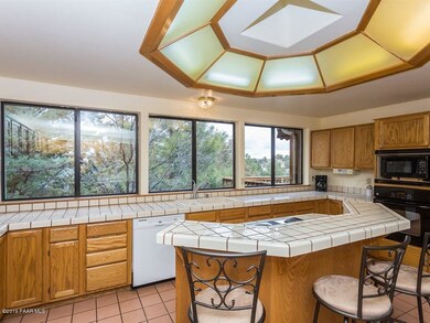 007_Kitchen