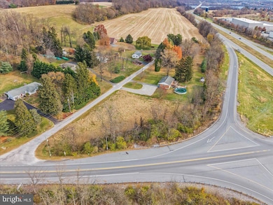 6554 Schimmel Ln, Hellam Township, PA 17368 - photo 2