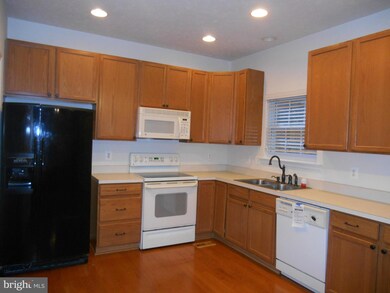 1118 Lakeview Pkwy, Locust Grove, VA 22508 - photo 3