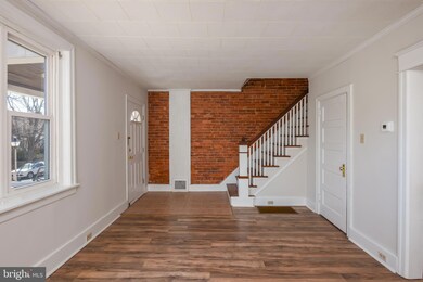 322 S 3rd Ave, Reading, PA 19611 - photo 7