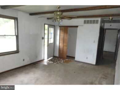 100 Gloucester Ave, West Deptford, NJ 08086 - photo 5