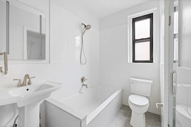 1701 Albemarle Rd unit F9, Brooklyn, NY 11226 - photo 4