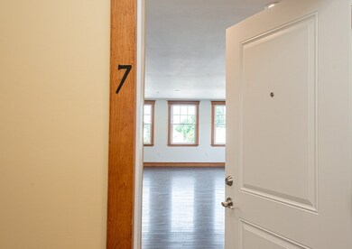44 Maple St unit 7, Danvers, MA 01923 - photo 6