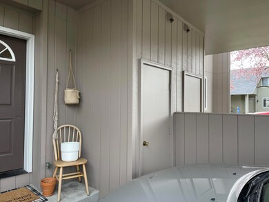 310 NE Terry Ln unit 2C, Grants Pass, OR 97526 - photo 2