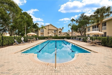 14521 Daffodil Dr unit 1506, Fort Myers, FL 33919 - photo 4