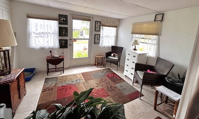 287 Allamanda Cir, Venice, FL 34285 - photo 4