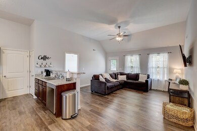 415 Grace Ct, Manchester, TN 37355 - photo 7