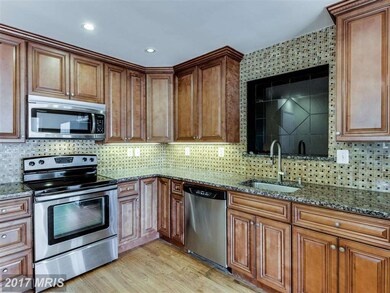 6100 Knollwood Dr, Falls Church, VA 22041 - photo 5