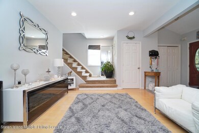 298 Brighton Ave, Staten Island, NY 10301 - photo 3