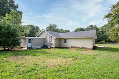 487 Raven Ridge Dr, Kernersville, NC 27284 - photo 5