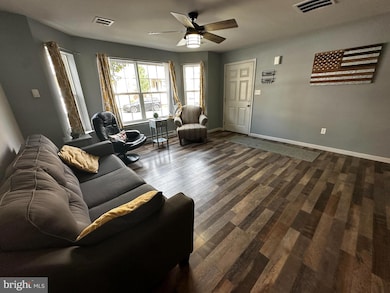 3073 Goshen Dr unit M55 L, Pennsburg, PA 18073 - photo 5