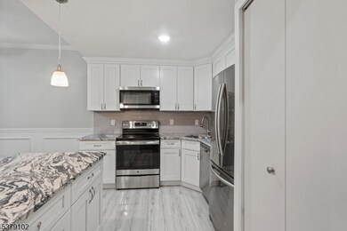 111 Mulberry St unit 2K, Newark, NJ 07102 - photo 4