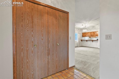 1122 Fontmore Rd unit C, Colorado Springs, CO 80904 - photo 5