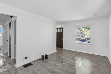 2016 Glenridge Dr, Indianapolis, IN 46218 - photo 6