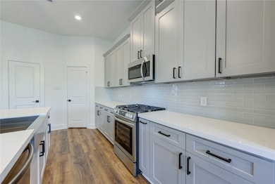 1106 Paul Quinn St unit B, Houston, TX 77091 - photo 6