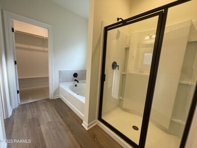 003 PRIMARY BATH