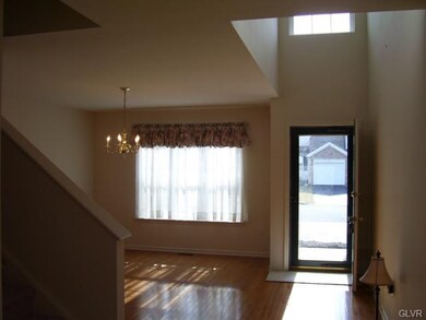 262 Park Ridge Dr, Easton, PA 18040 - photo 2