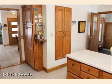 1012 Cedar St, Alexandria, MN 56308 - photo 6