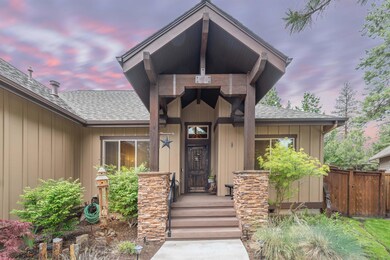 60913 Crested Butte Ln, Bend, OR 97702 - photo 2