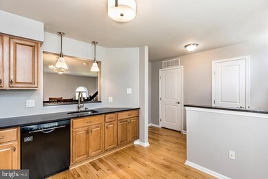 8022 Upperfield Ln, Owings Mills, MD 21117 - photo 7