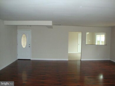 4002 Chelmont Ln, Bowie, MD 20715 - photo 3