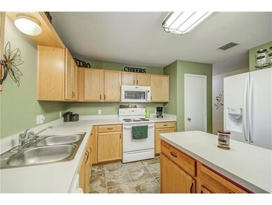 512 Robinwood Dr, Wylie, TX 75098 - photo 2