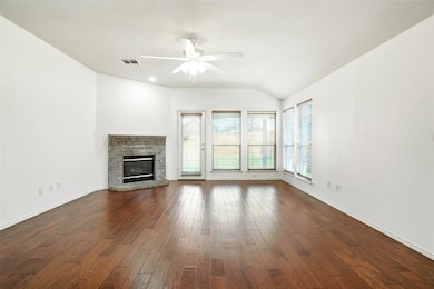 9907 Divine Ct, Frisco, TX 75033 - photo 6