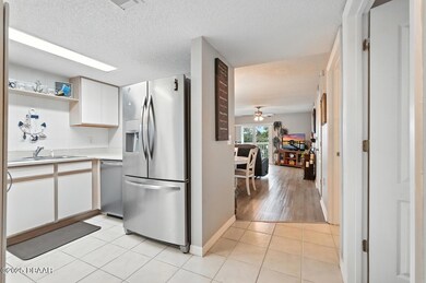 711 N Halifax Ave unit 404, Daytona Beach, FL 32118 - photo 5