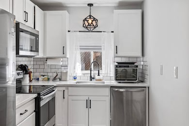 549 Adams St unit 4, Dorchester, MA 02122 - photo 2