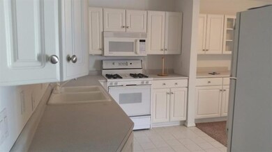 902 Birch Tree Ln, Michigan City, IN 46360 - photo 6