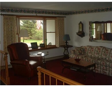 19 Glenwood Cir, Wakefield, RI 02879 - photo 7