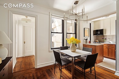 308 E 79th St unit 10G, New York, NY 10075 - photo 4