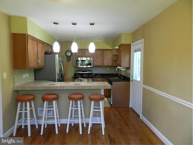 13224 Bregman Rd, Silver Spring, MD 20904 - photo 5