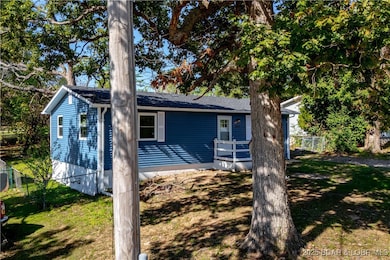 141 Poplar St, Camdenton, MO 65020 - photo 4