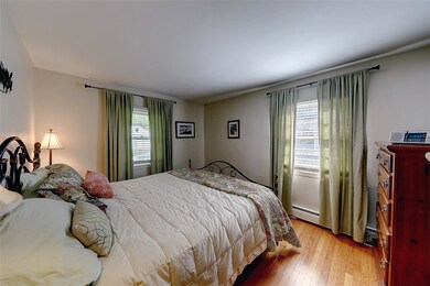 950 Bullocks Point Ave, Riverside, RI 02915 - photo 5