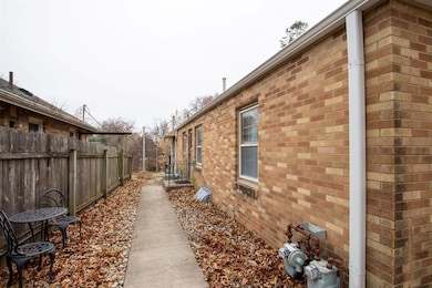 4931 Woodland Ave unit 4931, Des Moines, IA 50312 - photo 5