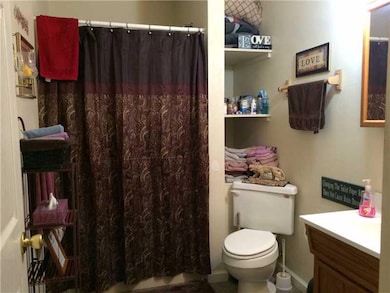 Full Bath.