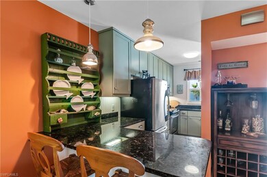 622 Broad Ave S unit J622, Naples, FL 34102 - photo 4